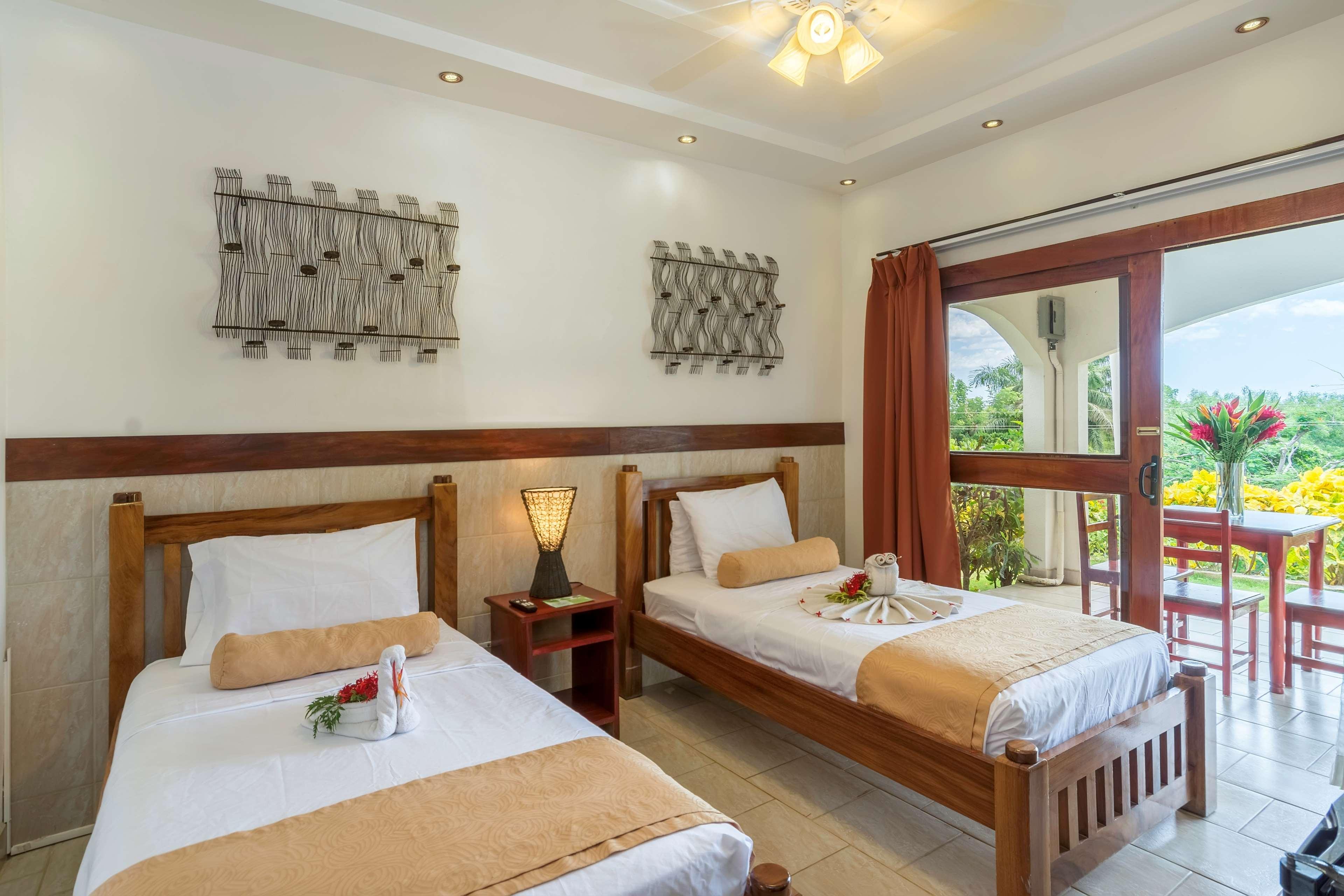 Best Western Tamarindo Vista Villas Exteriör bild