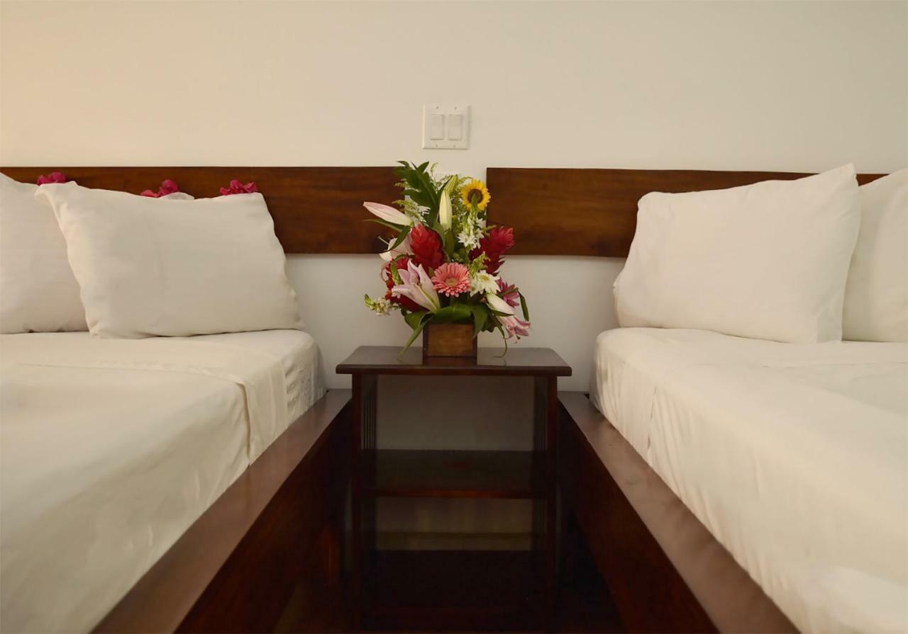 Best Western Tamarindo Vista Villas Exteriör bild